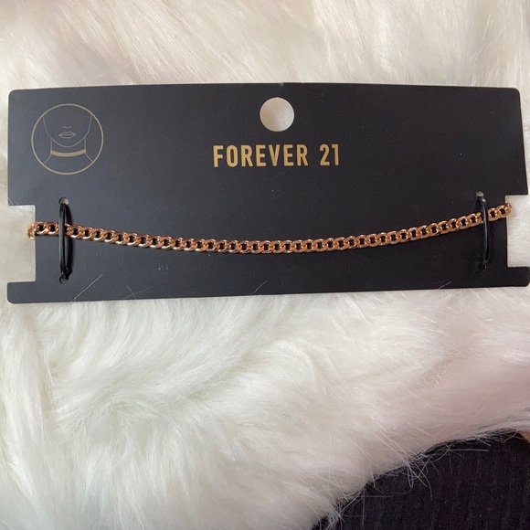 Forever 21 Jewelry - Chain link choker